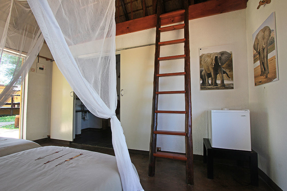 Normann Safari Bush Lodge Phalaborwa Exterior foto